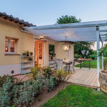 Villa Bassotta, A Charming Cottage Lucca Exteriér fotografie