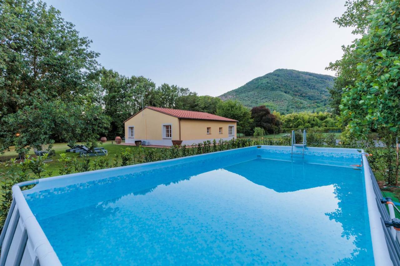 Villa Bassotta, A Charming Cottage Lucca Exteriér fotografie
