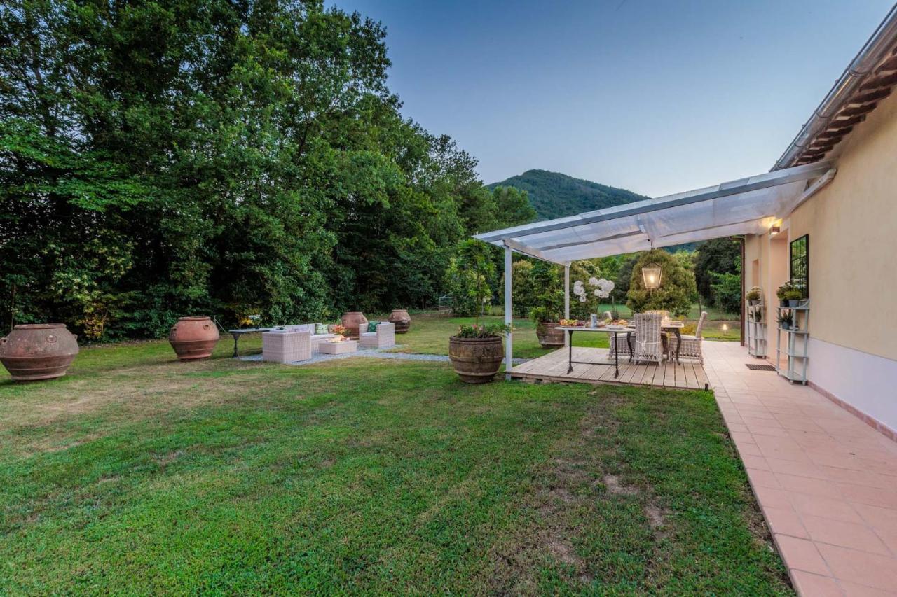 Villa Bassotta, A Charming Cottage Lucca Exteriér fotografie