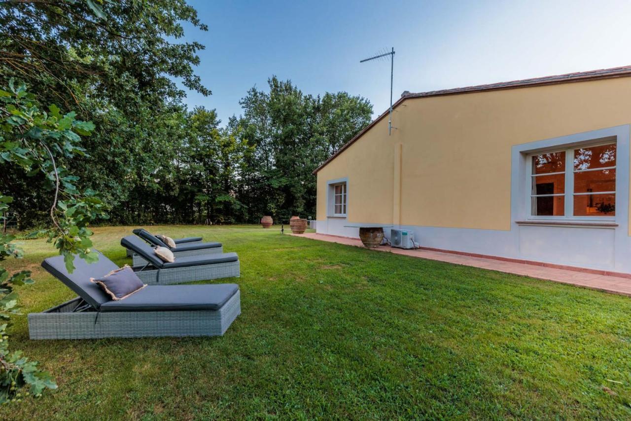Villa Bassotta, A Charming Cottage Lucca Exteriér fotografie