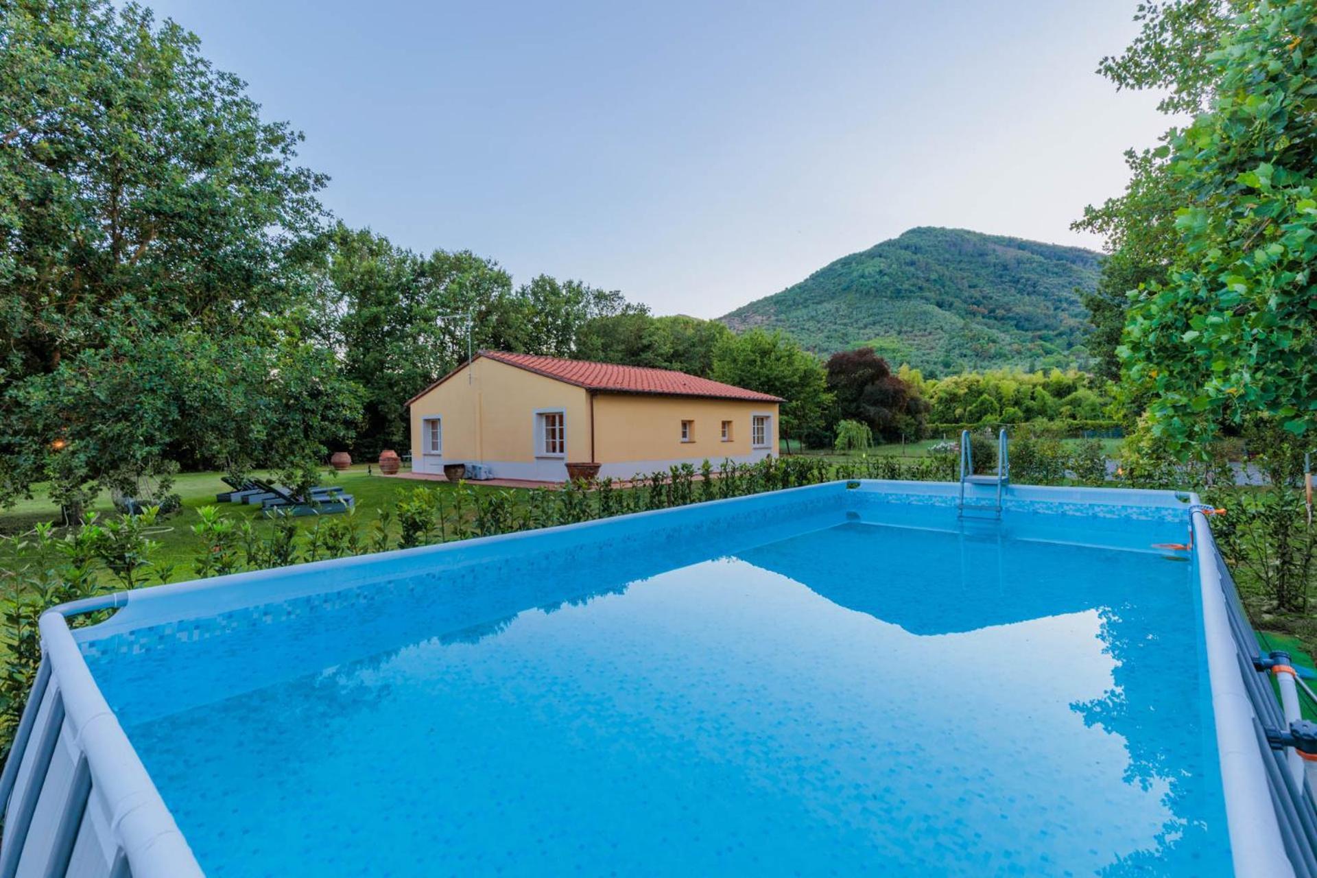 Villa Bassotta, A Charming Cottage Lucca Exteriér fotografie